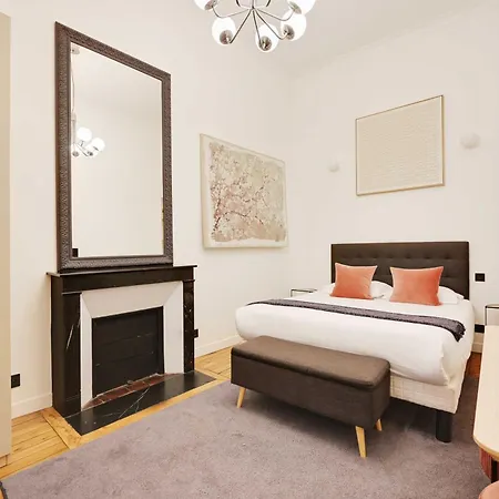 Beautiful -1br-4p- Tour Eiffel - Invalides Parijs