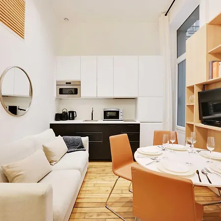 Beautiful -1br-4p- Tour Eiffel - Invalides Appartement