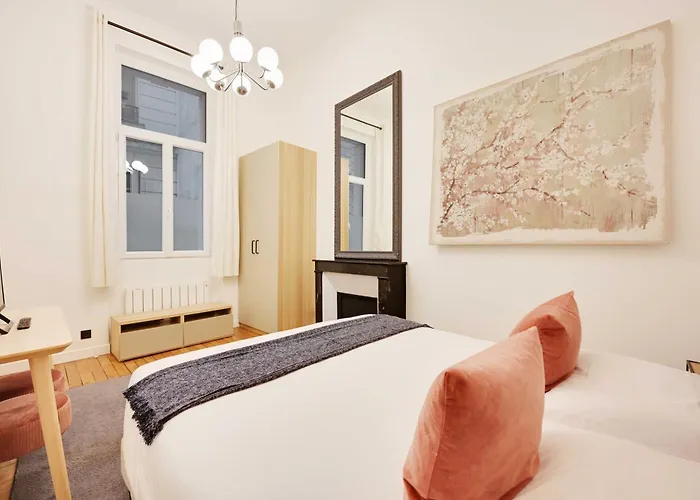 Apartment Beautiful -1br-4p- Tour Eiffel - Invalides Paris